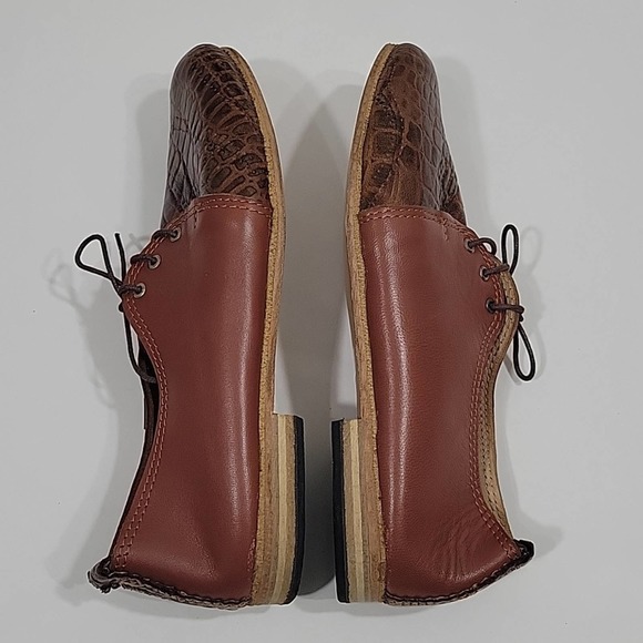 Rare Vintage Leather Oxfords - Picture 3 of 11